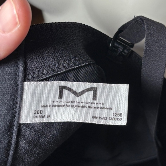 Maidenform Women's Firm Control Convertible Body
Shaper Size 36D NWOT Black Mesh - Picture 5 of 5